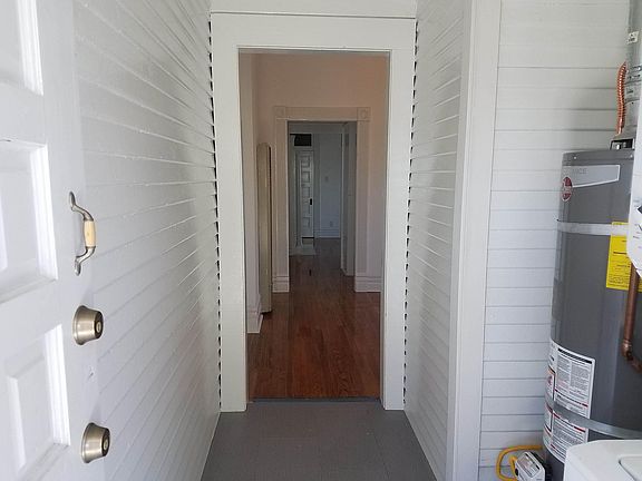 2nd image of 448 3/4 N Lake St