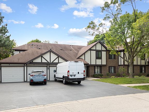 3rd image of 2300 N Enlund Dr Unit 3