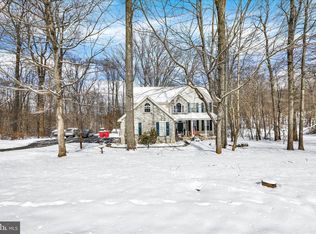 10 Austin Dr, Robesonia, PA 19551