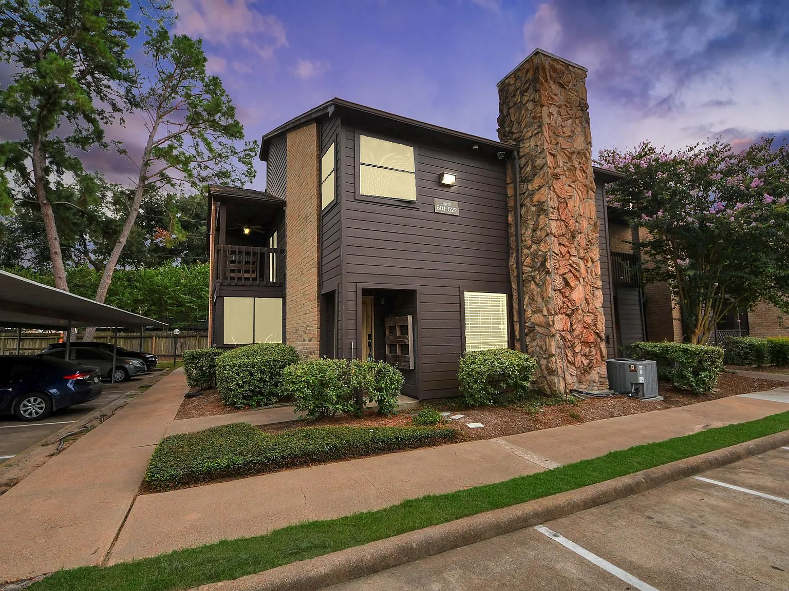 2 bed, 2.5 bath, 1468 sqft, $1,850 — Photo 1