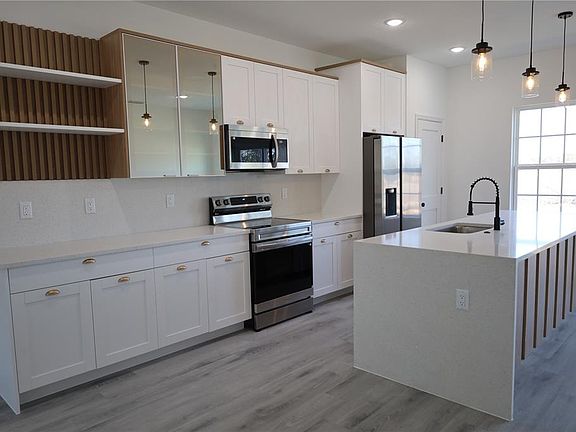 4th image of 14827 SW 21st Ter