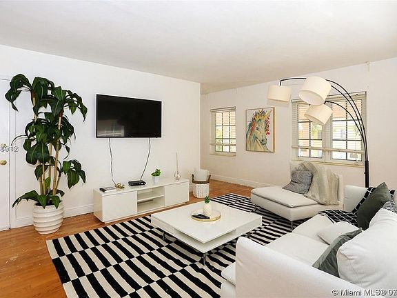 4th image of 233 Madeira Ave #1&2