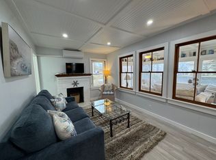 21 N Walk, Riverhead, NY 11901