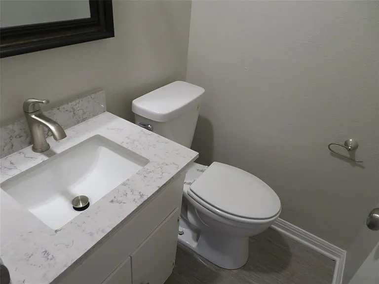 11700 Sierra Nevada #B — Photo 17