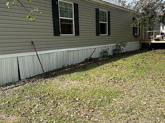 5th image of 429 Audrey St