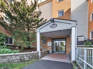 345 Centrum Blvd #404, Ottawa, ON K1E3W9