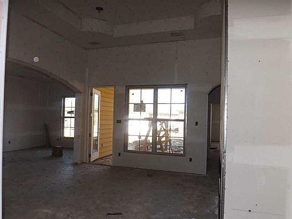 4th image of 4423 Lake Crest Dr