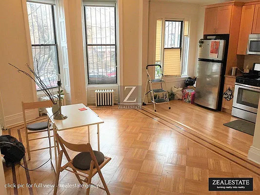 Rented by ZealEstate Group Inc | media 18