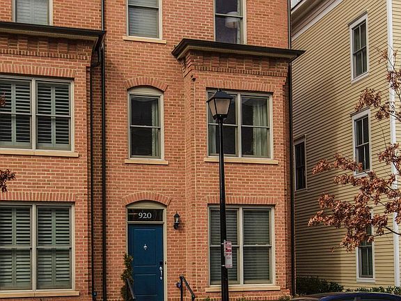 5th image of 920 N Alfred St