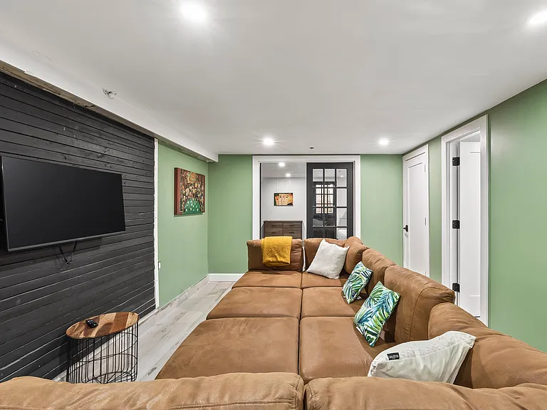 942 Pacific St #1 — Photo 28