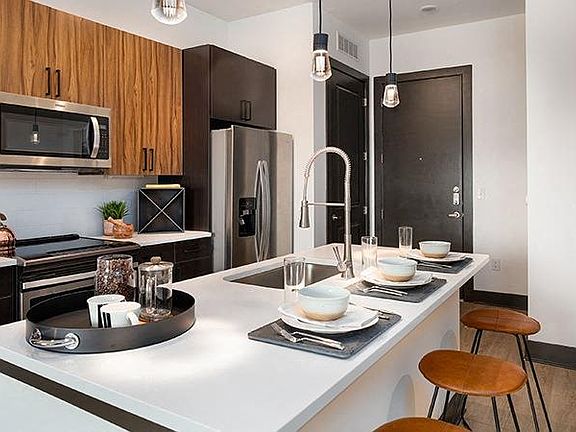 5th image of 5126 Peachtree Blvd #725