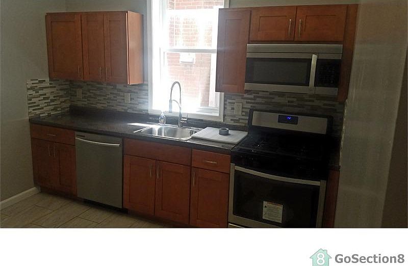 1st image of 1351 N Alden St