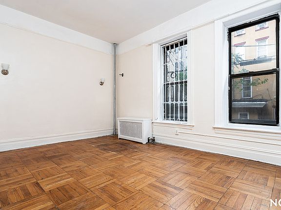 5th image of 148 Hancock St APT 1E