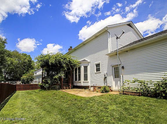 5th image of 3406 Brookhollow Dr