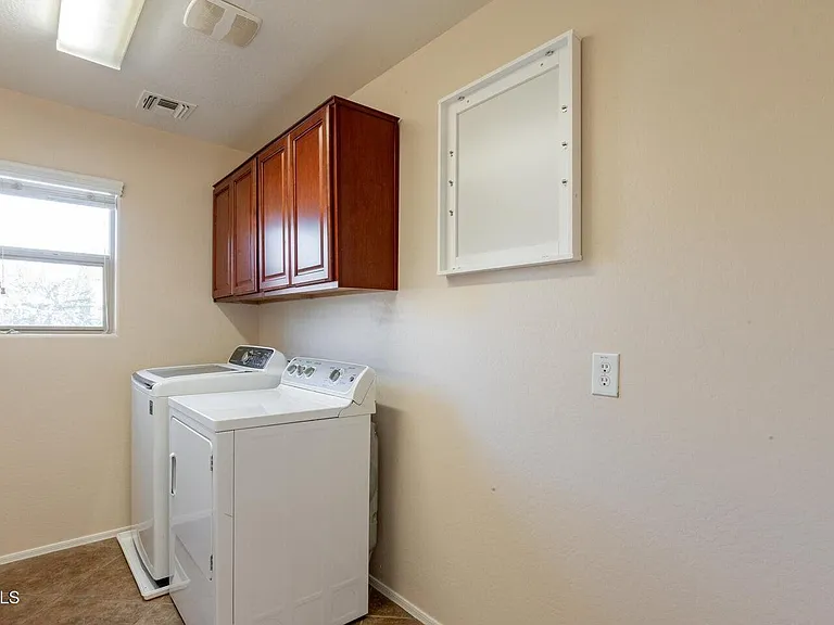 7364 W Palo Brea Ln — Photo 33