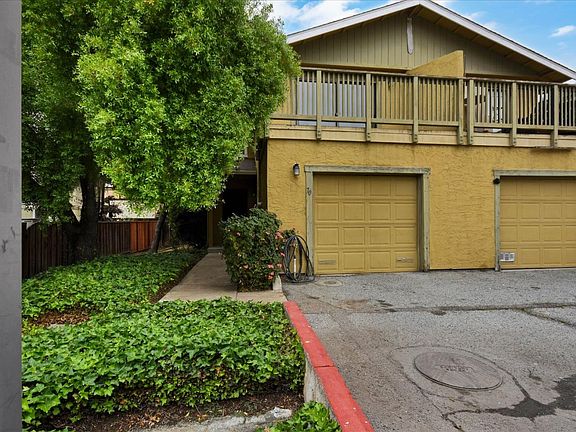 4th image of 70 Keever Ct
