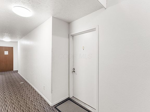 3rd image of 2176 Hedgerow Rd #2176D