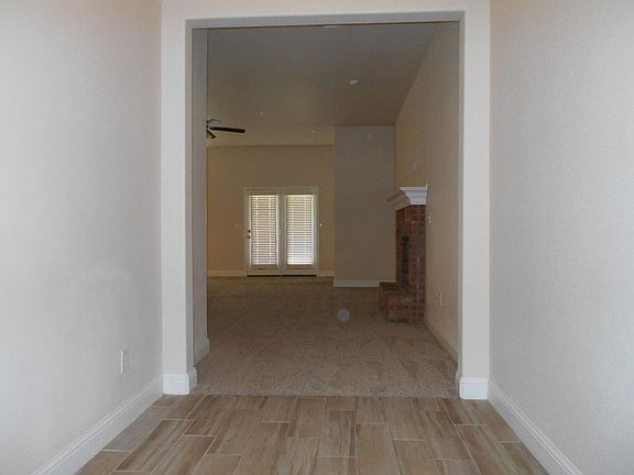 3rd image of 9307 Saratoga Ave