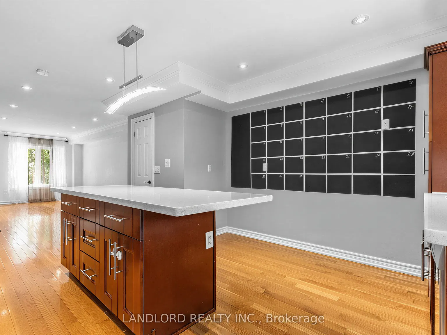 2 bed, $3,300 — Photo 4
