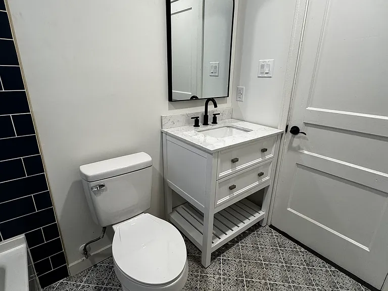 6529 Lockheed Ave — Photo 7