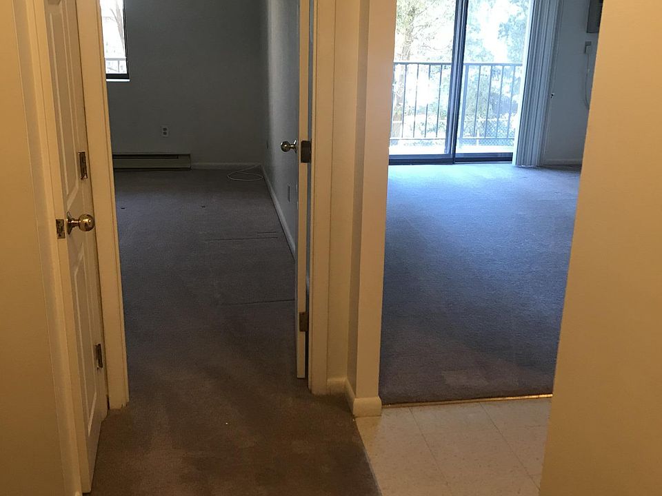1st image of 182 Quincy Ave APT 25