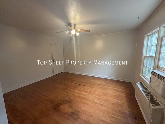 2nd image of 2303 E 9th St Unit 4