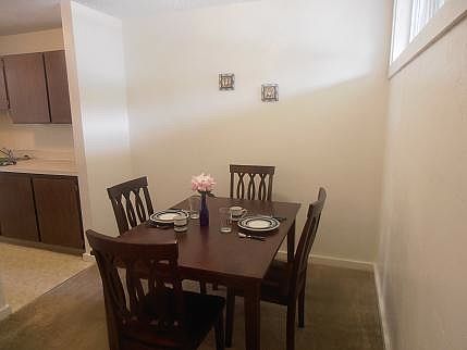 2nd image of 1805 Garden Ave APT 13