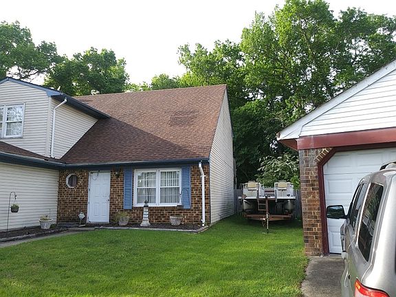2nd image of 3080 Glastonbury Dr