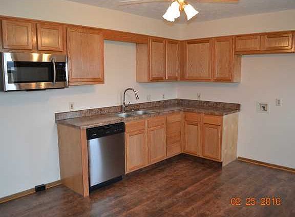 5th image of 207 Berschet Dr