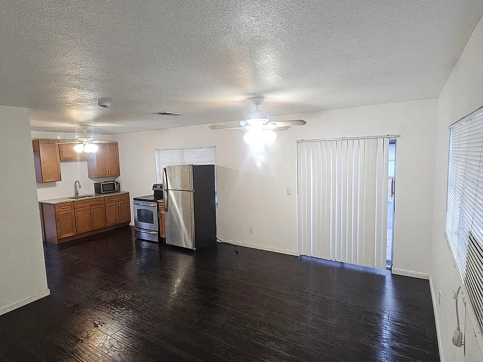 1720 Salem Dr #2