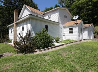 474 Ridge Ave, Dallas, PA 18612