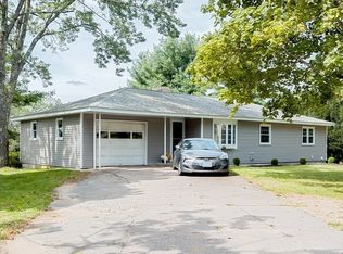 59 Mendon St, Blackstone, MA 01504