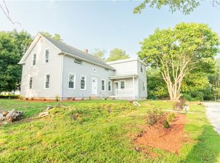 379 North Rd, Scituate, RI 02831