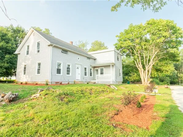 379 North Rd, Scituate, RI 02831