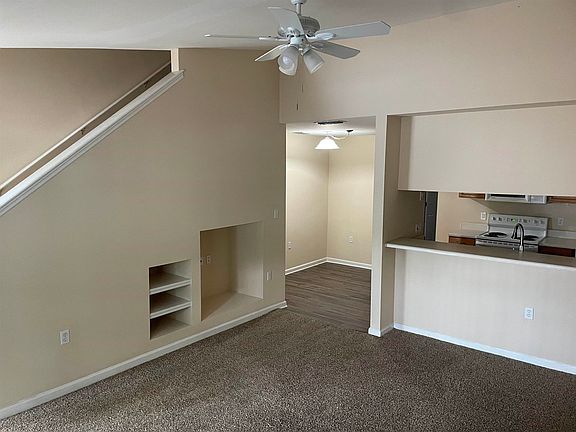 5th image of 2738 W Tharpe St APT 1204