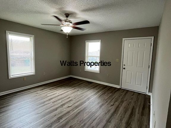 2nd image of 111 12th Ave NW #111