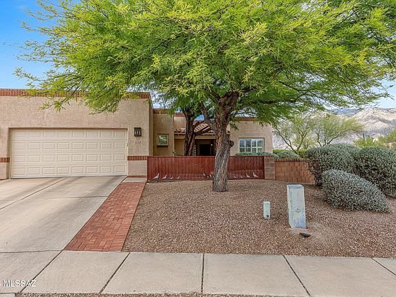 2nd image of 5555 N Crescent Ridge Dr