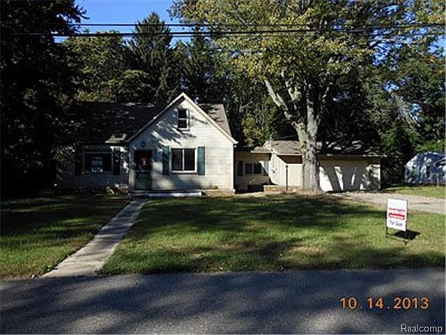 1st image of 22750 Golfview Dr