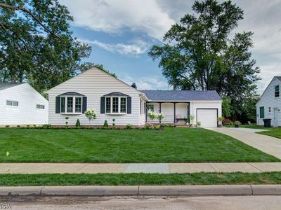 22389 Blossom Dr, Rocky River, OH, 44116