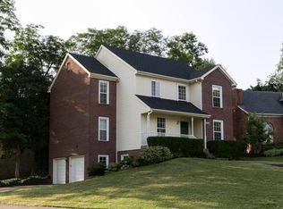 8422 Biggin Hill Ln, Louisville, KY