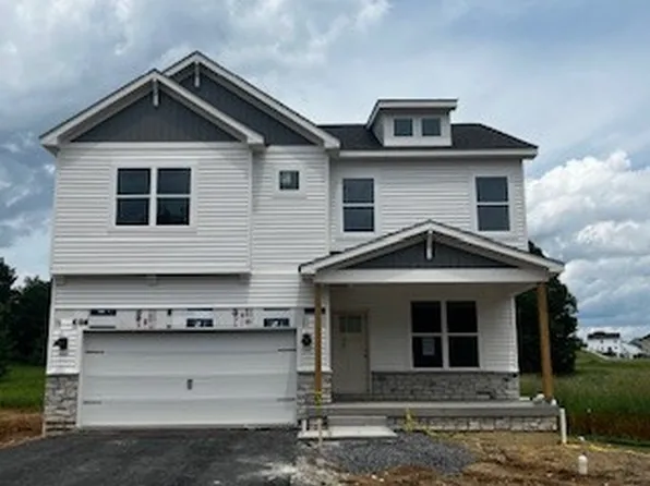 364 Leslie Farms Dr, Evans City, PA 16033