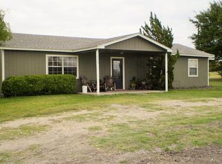 5624 Hillcrest Dr, Farmersville, TX 75442