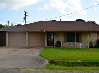 4020 Wilson Ave, Groves, TX 77619