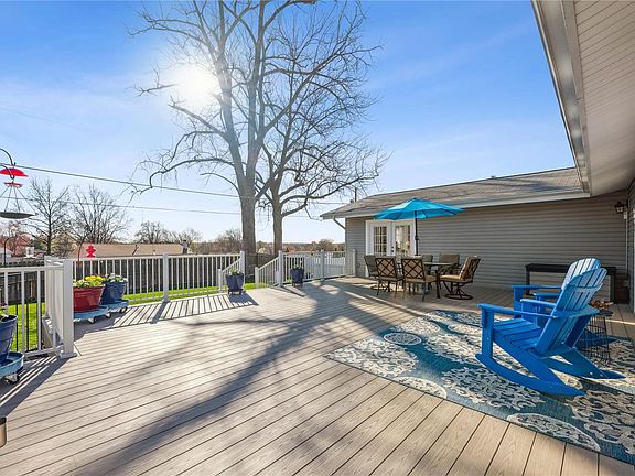 4th image of 2122 Seven Pines Dr