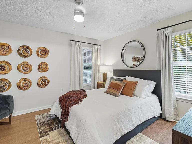 Chroma Park Apartments — Photo 12