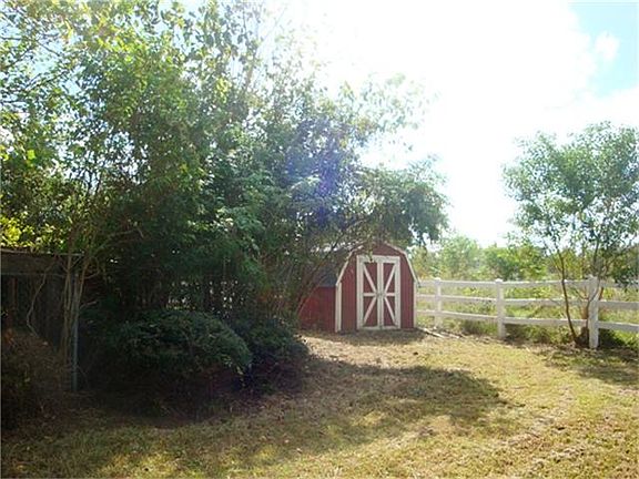 2nd image of 7226 Avenue L 1/2