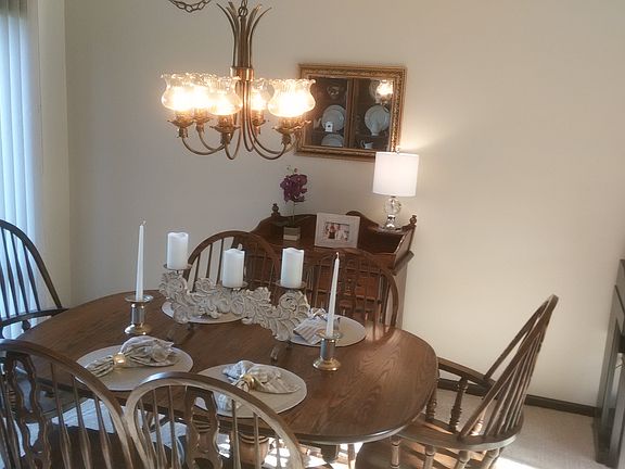 Dining Rm.