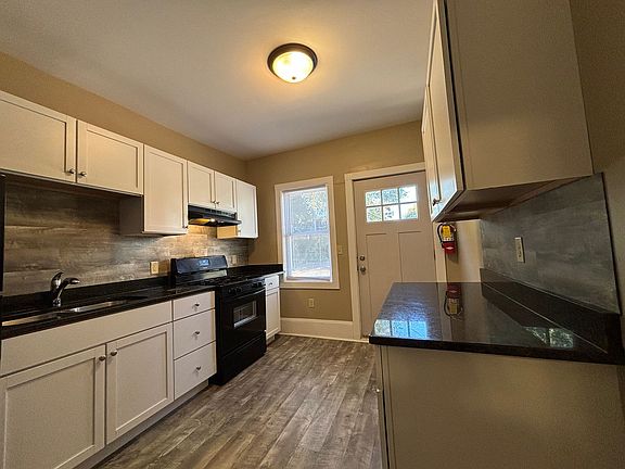 3rd image of 697-705 E Conway St #699