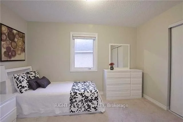 693 Ferguson Dr — Photo 12