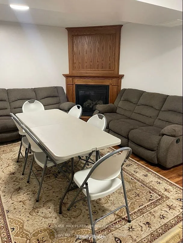3 bed, $1,700 — Photo 3